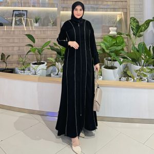 Black Elegance | Classic Abaya