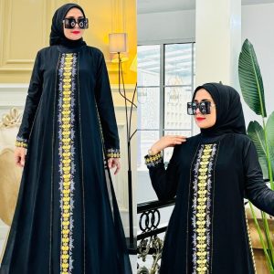 Elegant Black Abaya with Floral